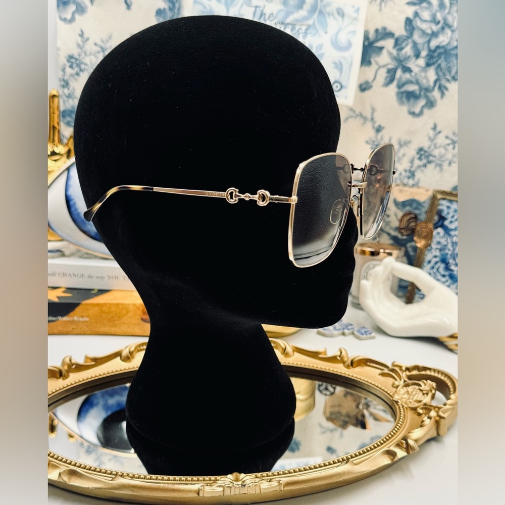 🆕 GUCCI 🧿 NWOT GG0879S 002 Gold Horsebit Sunglasses with Brown Gradient Lens - Picture 10 of 16